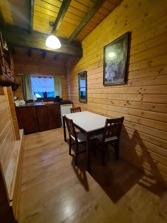 Chata Starych Znajomych Sanok Buitenkant foto