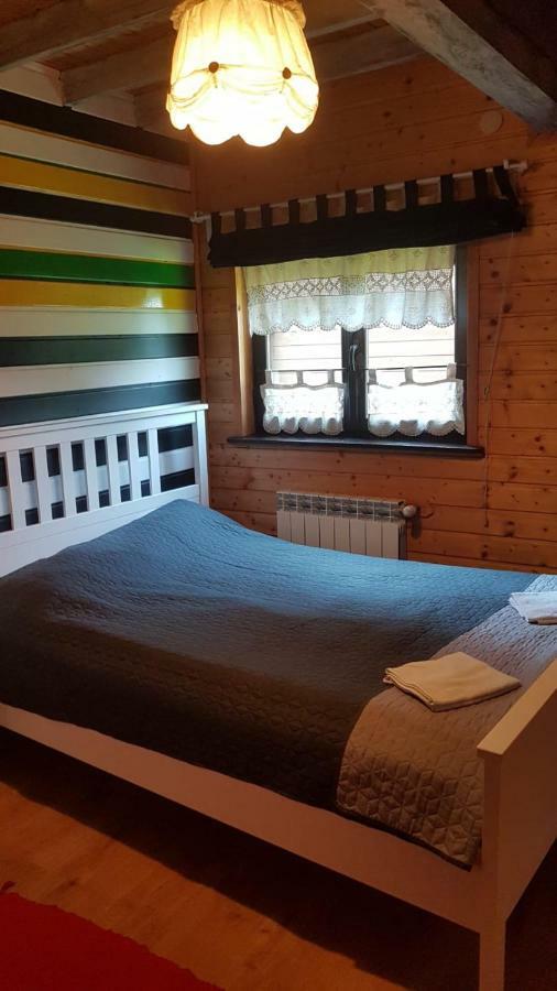 Chata Starych Znajomych Sanok Buitenkant foto