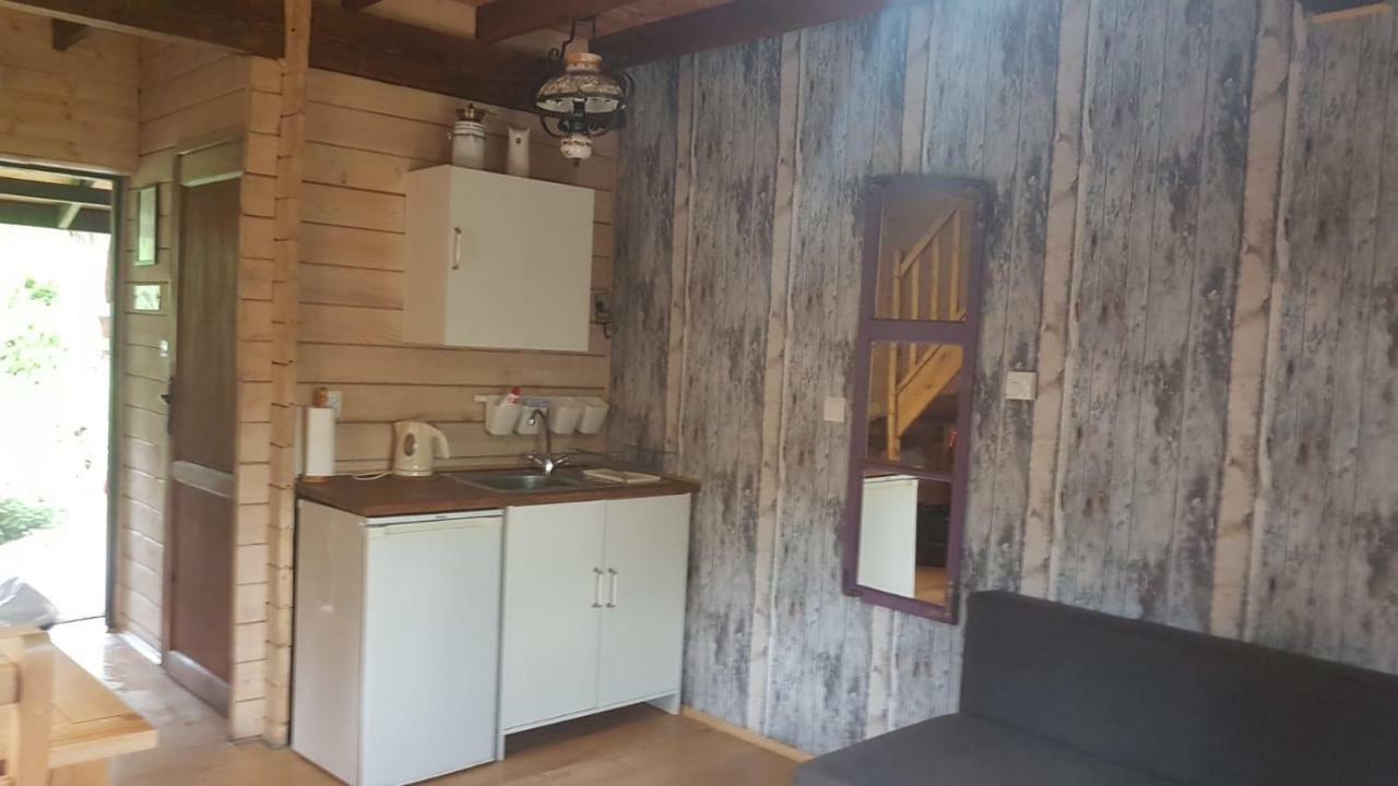 Chata Starych Znajomych Sanok Buitenkant foto